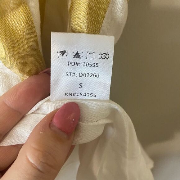 Mod Ref High Low Wrap Dress - Picture 9 of 10